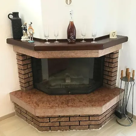 La Casa Della Piazzetta Апартаменты Стреза